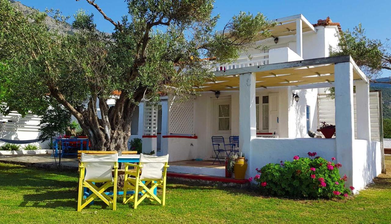 Loukoulos' Maisonette Marathokampos Ngoại thất bức ảnh