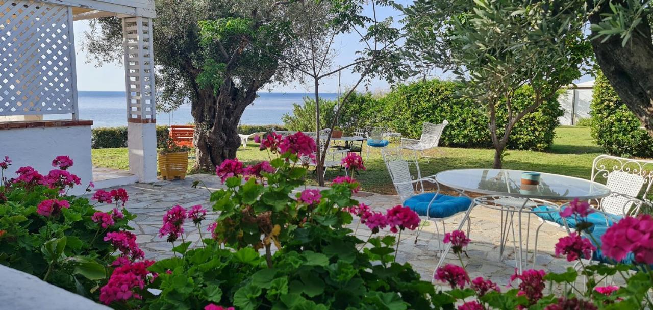Loukoulos' Maisonette Marathokampos Ngoại thất bức ảnh