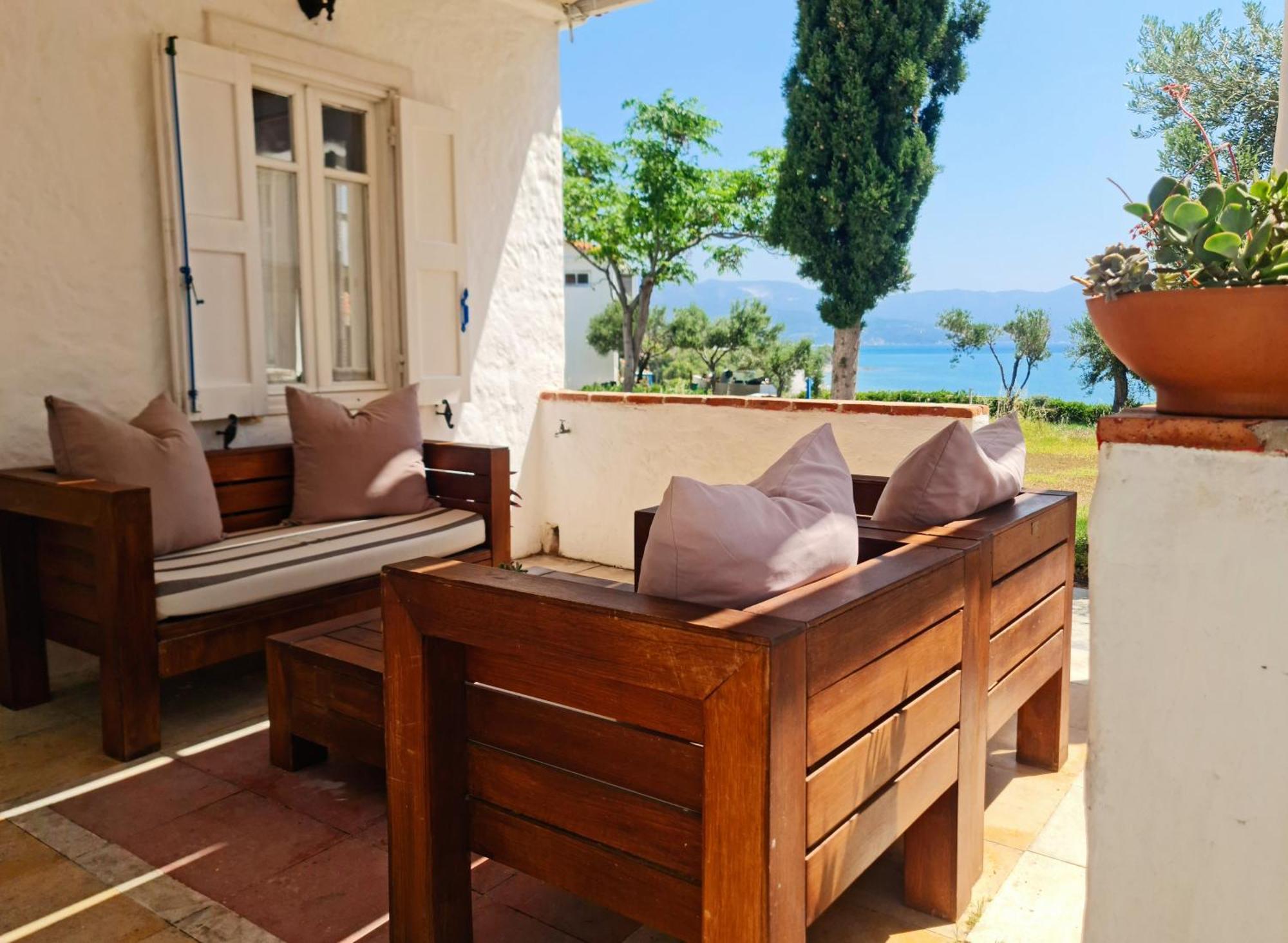 Loukoulos' Maisonette Marathokampos Ngoại thất bức ảnh