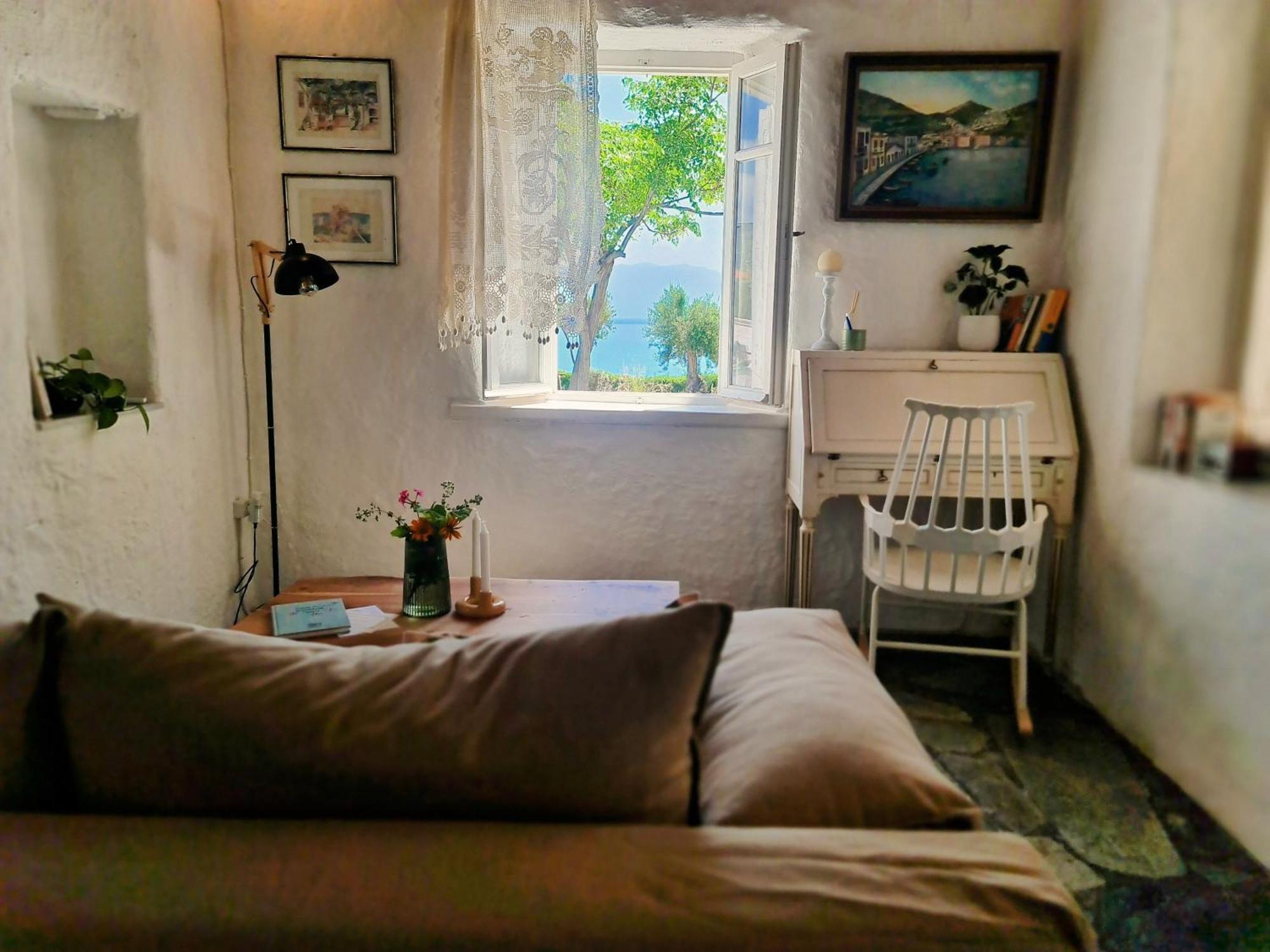 Loukoulos' Maisonette Marathokampos Ngoại thất bức ảnh